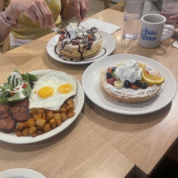 Aloha Kitchen - 2 Fluffy pancakes and Poragie sausages. - Breakfast & Brunch Near Me - Honolulu, Hawaii Aloha Kitchen - 2 Fluffy pancakes and Poragie sausages. - Breakfast & Brunch Near Me - Honolulu, Hawaii