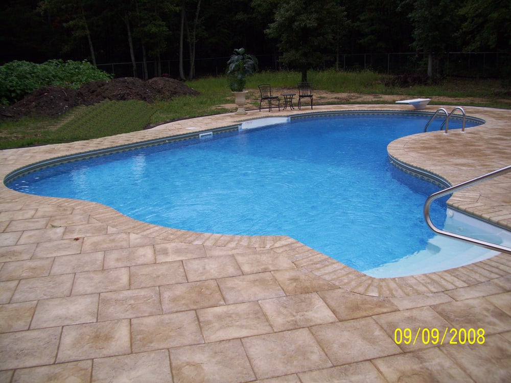 Paradise Pool and Spa Logo