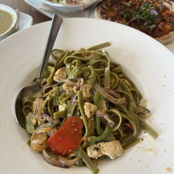 California Pizza Kitchen - Pizza Near Me - Riverside, California