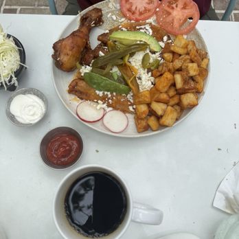 Cielito Cafe - Enchiladas Michoacánas - Breakfast & Brunch Near Me - Houston, Texas