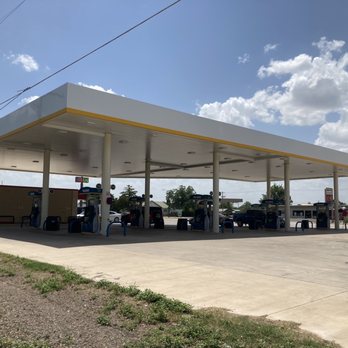 Allsup's Convenience Store No 169 - a gas station - Grocery Near Me - Chillicothe, Texas