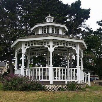 Jewell Park - Gazebo - Parks Near Me - Pacific Grove, California