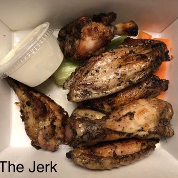 Crown & Dragon Pub - Pubs Near Me - Toronto, Ontario