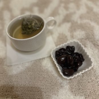 Mokara Hotel and Spa - Tea and some cherries and almonds - Hotels Near Me - San Antonio, Texas