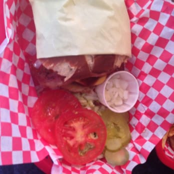 Spinns Burger & Beer - Texas BBQ bacon and cheese burger on pretzel bun - American Near Me - Albuquerque, New Mexico