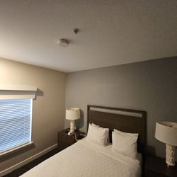 WorldMark Windsor - One room with a Ueen Bed