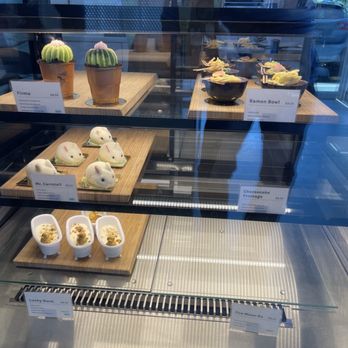 Daan Go Cake Lab - Desserts Near Me - Richmond, British Columbia Daan Go Cake Lab - Desserts Near Me - Richmond, British Columbia