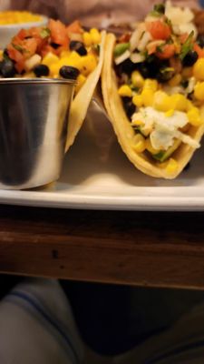 J. Macklin’s Grill by null