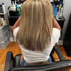 Miss Kelli's Unisex Salon