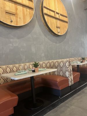 Tequileros Kitchen & Craft Cocktails by null