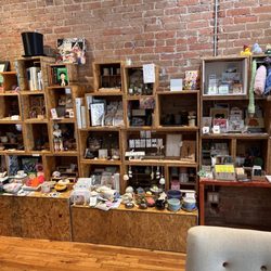 Empty Shelf - Inside
