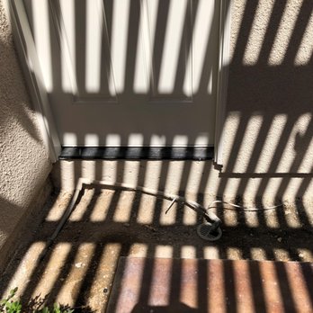HR Builders - Final lack of entryway step, not code compliant. - General Contractors Near Me HR Builders - Final lack of entryway step, not code compliant. - General Contractors Near Me