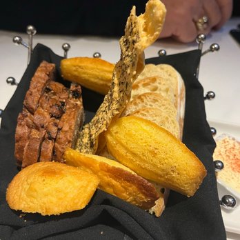 Parkway Grill - Bread basket (small) - New American Near Me - Pasadena, California Parkway Grill - Bread basket (small) - New American Near Me - Pasadena, California