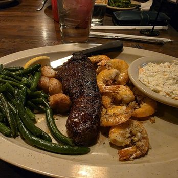 Bob Chinn's Crab House - Trifecta with side of green beans and coleslaw - Seafood Near Me - Wheeling, Illinois