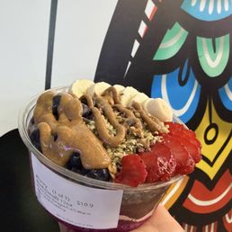Small açaí bowl SEP2026 Small açaí bowl SEP2026