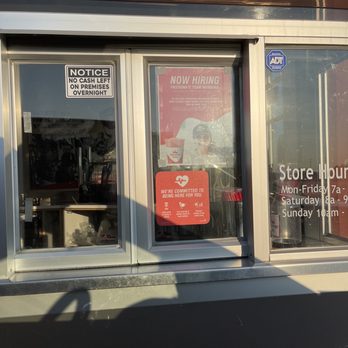Smoothie King - It's a Thursday morning, at 7:30, no one in sight. - Juice Bars & Smoothies Near Me - Fort Worth, Texas