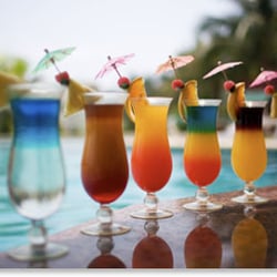 Build Your Own Bar - poolside drinks for your summer events