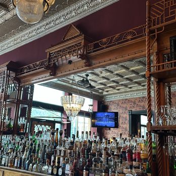J Bar - Incredible antique bar - American Near Me - Aspen, Colorado
