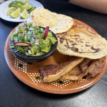 Cabeza De Res El Sinaloense - Pork w guac - Tacos Near Me - Fresno, California