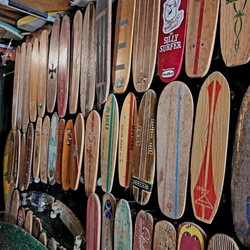 Pack Ratt Records and Junk - Vintage Skate Museum