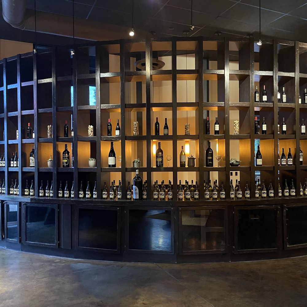 Paul Martin's American Grill Irvine Spectrum - New American Near Me - Irvine, California