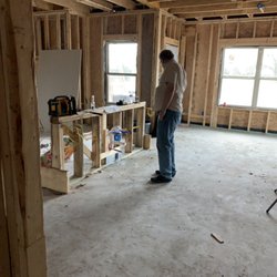 R Eyes Home Inspections - Looking at a construction phased inspection before insulation in Farmersville building inspection Collin county.