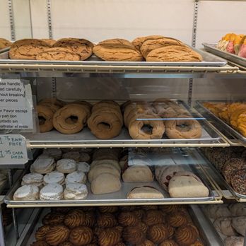 Peña's Bakery - Bakeries Near Me - Oakland, California Peña's Bakery - Bakeries Near Me - Oakland, California