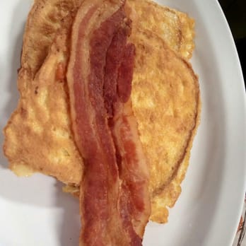 The Huddle - French toast, bacon, and 2 eggs sunny side up. - American Near Me - San Diego, California The Huddle - French toast, bacon, and 2 eggs sunny side up. - American Near Me - San Diego, California