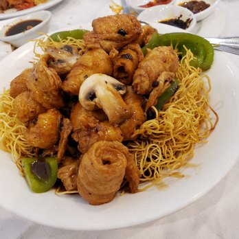 Sun Bo Kong Vegetarian Restaurant - Crispy bean curd on noodles - Vegetarian Near Me - Vancouver, British Columbia