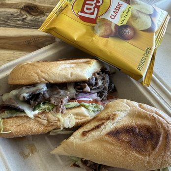 The Rustic Oven - Hot roast beef sandwich with all the fixings. - Food Trucks Near Me - Middleton, Idaho