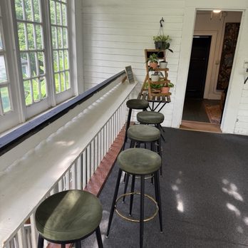 Gilly Brew Bar - Coffee & Tea Near Me - Stone Mountain, Georgia