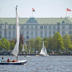 Hamburg City Sailing - Die Alster zu zweit - ein Traum von Hamburg!