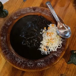 Tlamanalli - Mole negro
