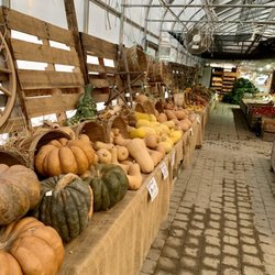 Martin's Produce & Greenhouse - Produce