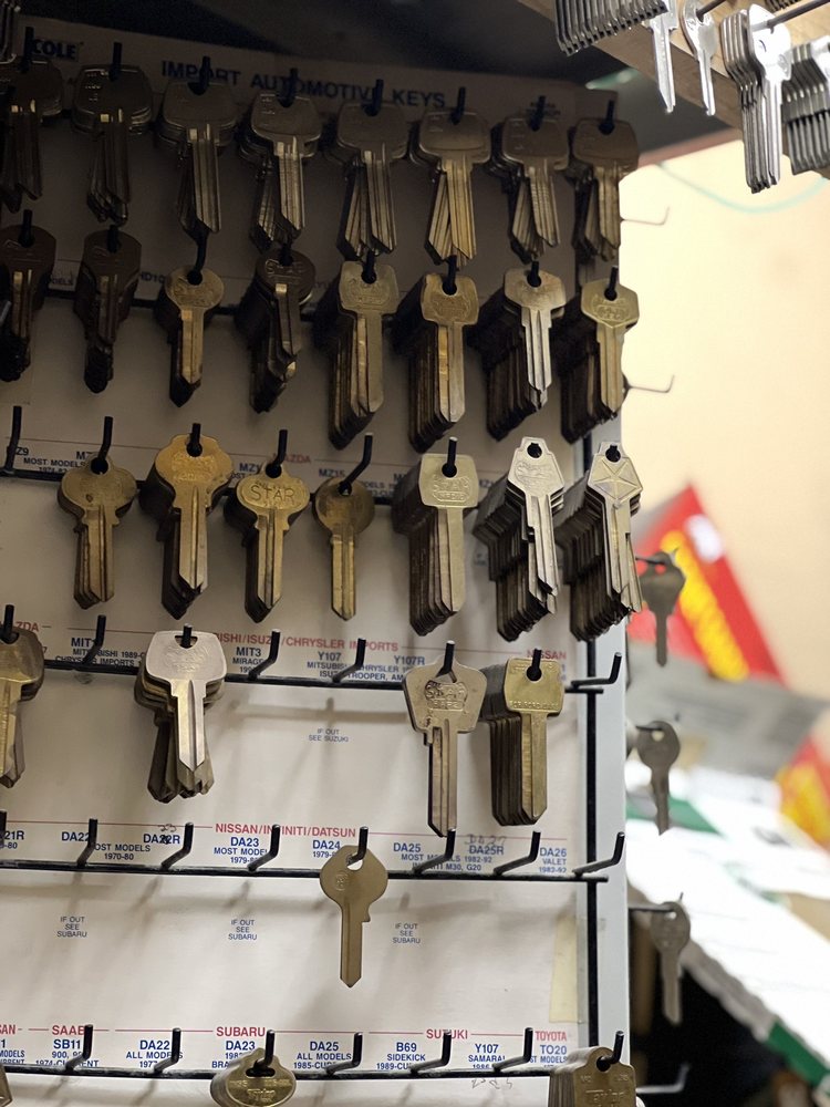 3RD STEET LOCKSMITH Updated October 2024 14 Photos 3525 W 3rd St