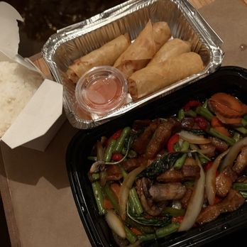 Bangkok Station NJ - Crispy Pork Basil and Vegetable Spring Rolls - Thai Near Me - Maywood, New Jersey Bangkok Station NJ - Crispy Pork Basil and Vegetable Spring Rolls - Thai Near Me - Maywood, New Jersey