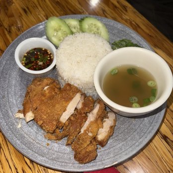 Sa Thai - Fried Chicken and Rice - Salad Near Me - Albuquerque, New Mexico
