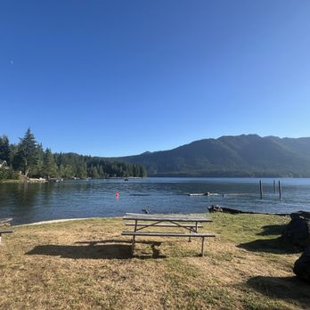 Lake Cushman - Lakes Near Me - Hoodsport, Washington
