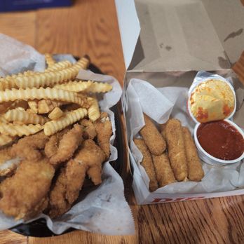 J.R. Crickets McDonough - Catfish nuggets and cheese sticks - Chicken Wings Near Me - Mcdonough, Georgia