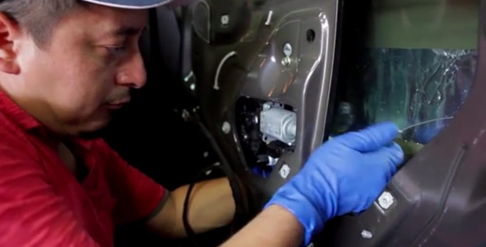 NEW AND USED AUTO DISCOUNT GLASS SHOP in 1267 Atlantic Ave, Brooklyn