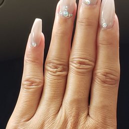 Thank you Sarah for doing my nails! I LOVE it! The service here is so welcoming and friendly. Thank you Sarah for doing my nails! I LOVE it! The service here is so welcoming and friendly.