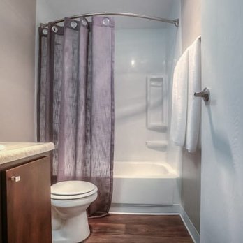 Hangar 128 Apartments - Bathroom at Hangar 128 Apartments - Apartments Near Me - Everett, Washington Hangar 128 Apartments - Bathroom at Hangar 128 Apartments - Apartments Near Me - Everett, Washington