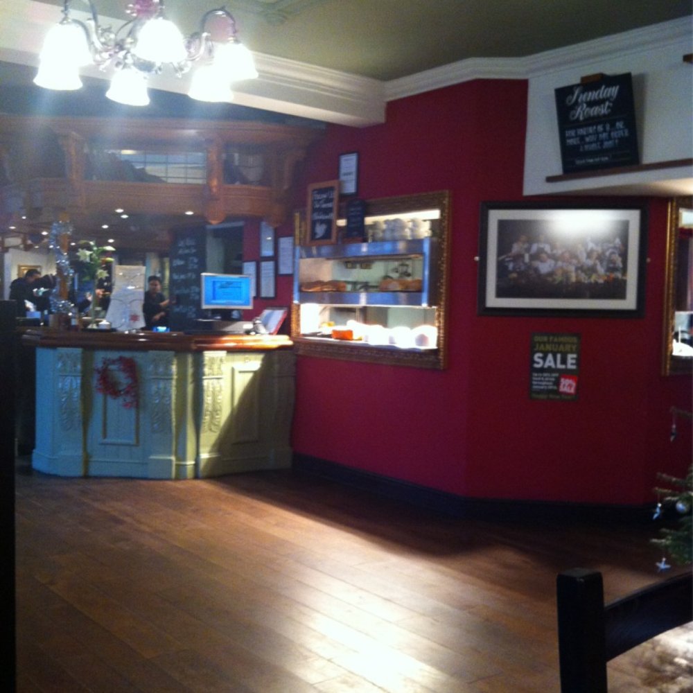 The Wollaton Pub and Kitchen - British Near Me - Nottingham, NGM