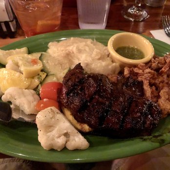 Tower Cafe - Thai Steak - Breakfast & Brunch Near Me - Sacramento, California