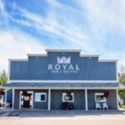 Royal Inn + Suites by null
