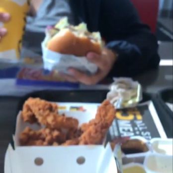 Carl's Jr - Fast Food Near Me - Riverside, California Carl's Jr - Fast Food Near Me - Riverside, California