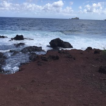 Kaihalulu Red Sand Beach - Beaches Near Me - Hana, Hawaii Kaihalulu Red Sand Beach - Beaches Near Me - Hana, Hawaii