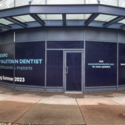 Expo Yaletown Dentist Orthodontist & Implants - Sleek and modern exterior of Expo Yaletown Dentist in Vancouver, BC | General, cosmetic, orthodontic, and implant dentistry.