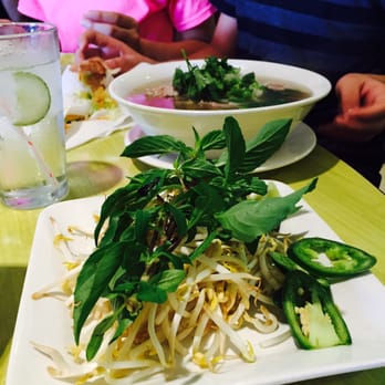 Bistro B - Vietnamese Near Me - Dallas, Texas