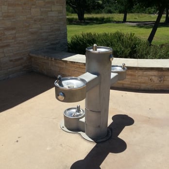 Champion Park - Water fountain - Parks Near Me - Cedar Park, Texas